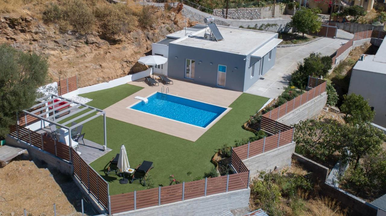 Villa Neonis Spilion ภายนอก รูปภาพ