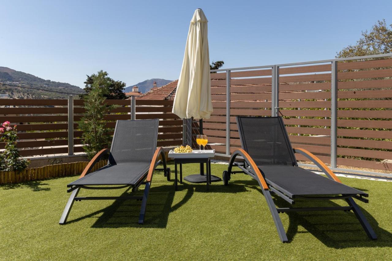 Villa Neonis Spilion ภายนอก รูปภาพ