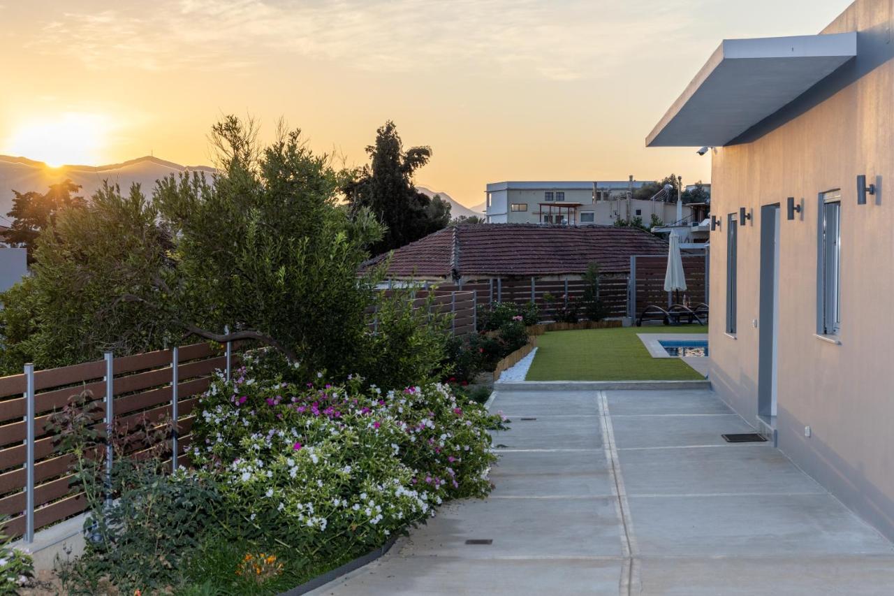Villa Neonis Spilion ภายนอก รูปภาพ